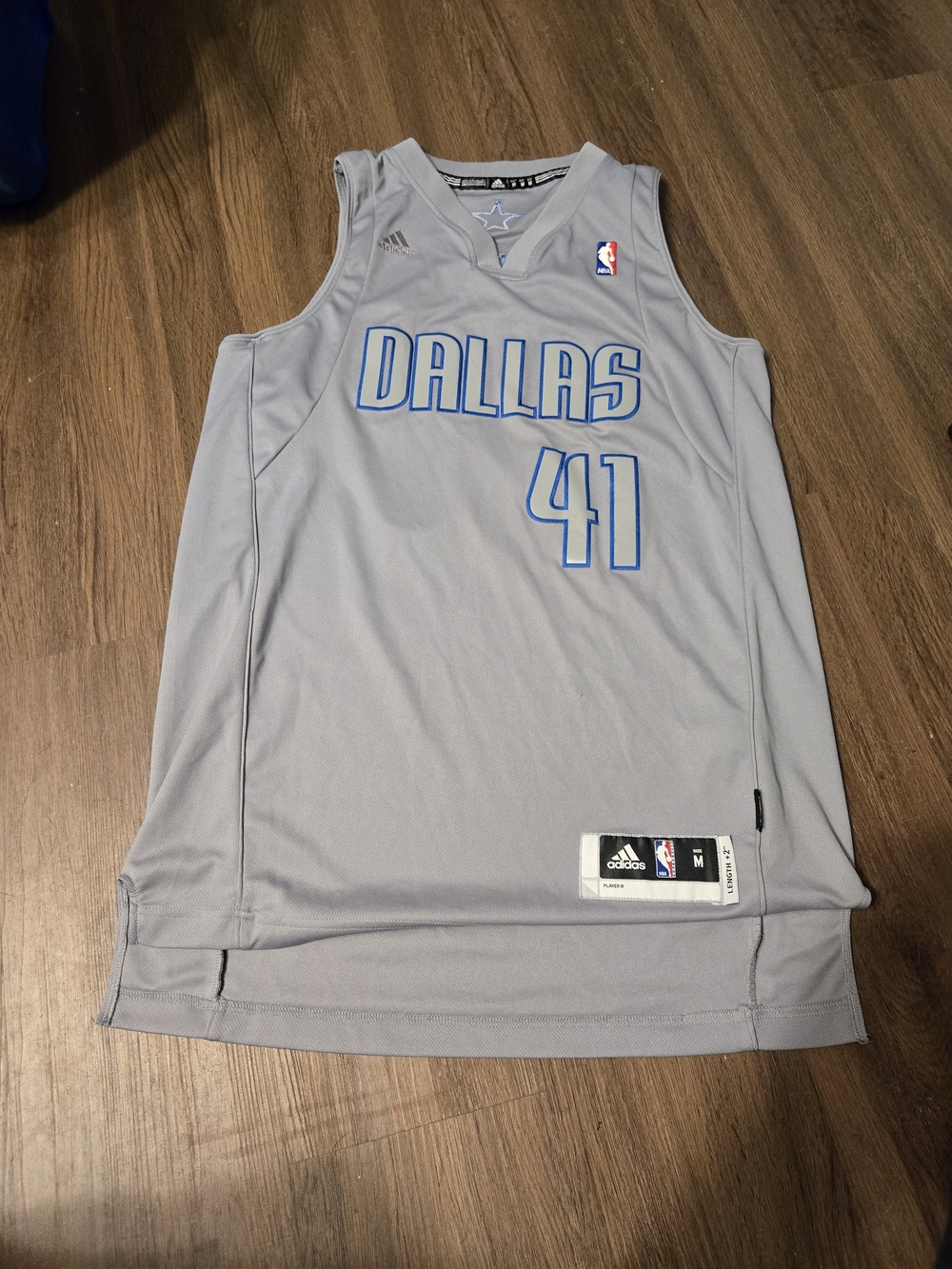 Adidas Dallas Mavericks Dirk Nowitzki #41 NBA Jersey Gray -Size M
